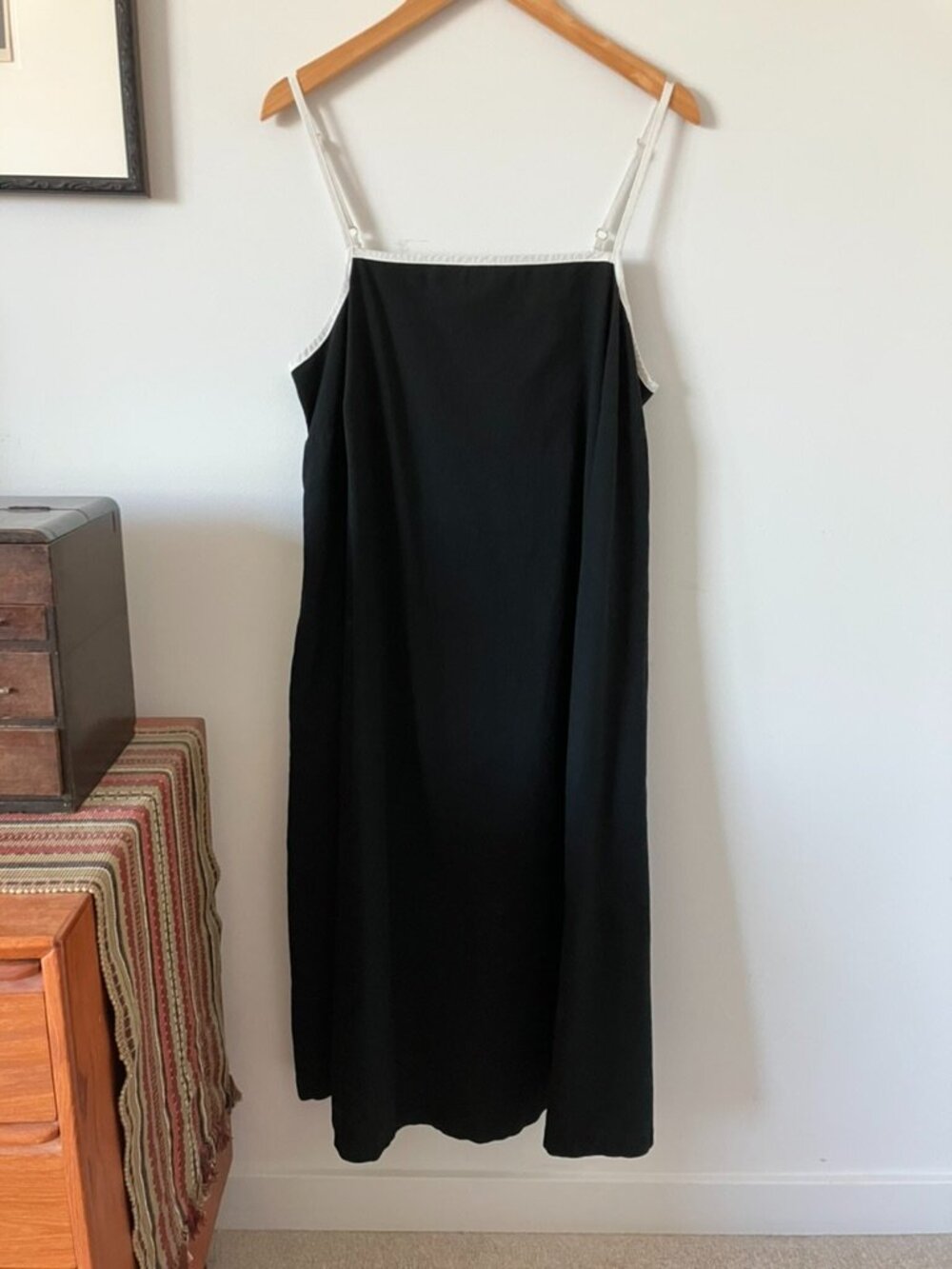 EUC Ava & Viv Dress